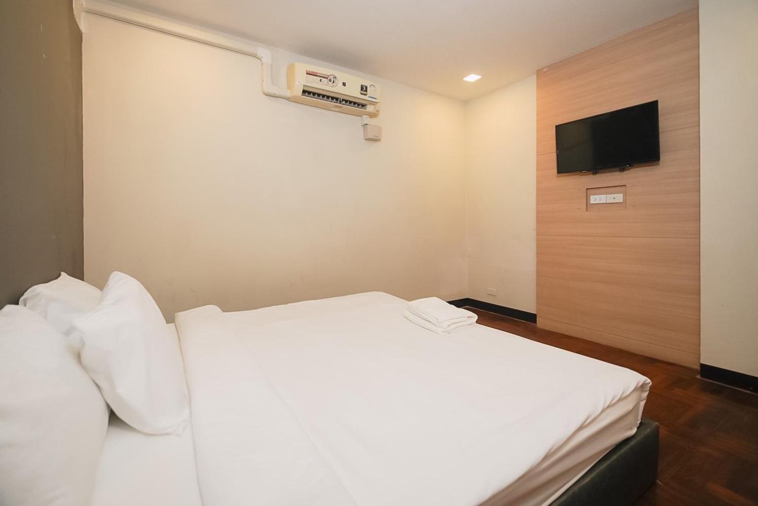 Z โกอินน์ สีลม - สถานีรถไฟฟ้าเซนต์หลุยส์ Go Inn Silom 방콕 외부 사진