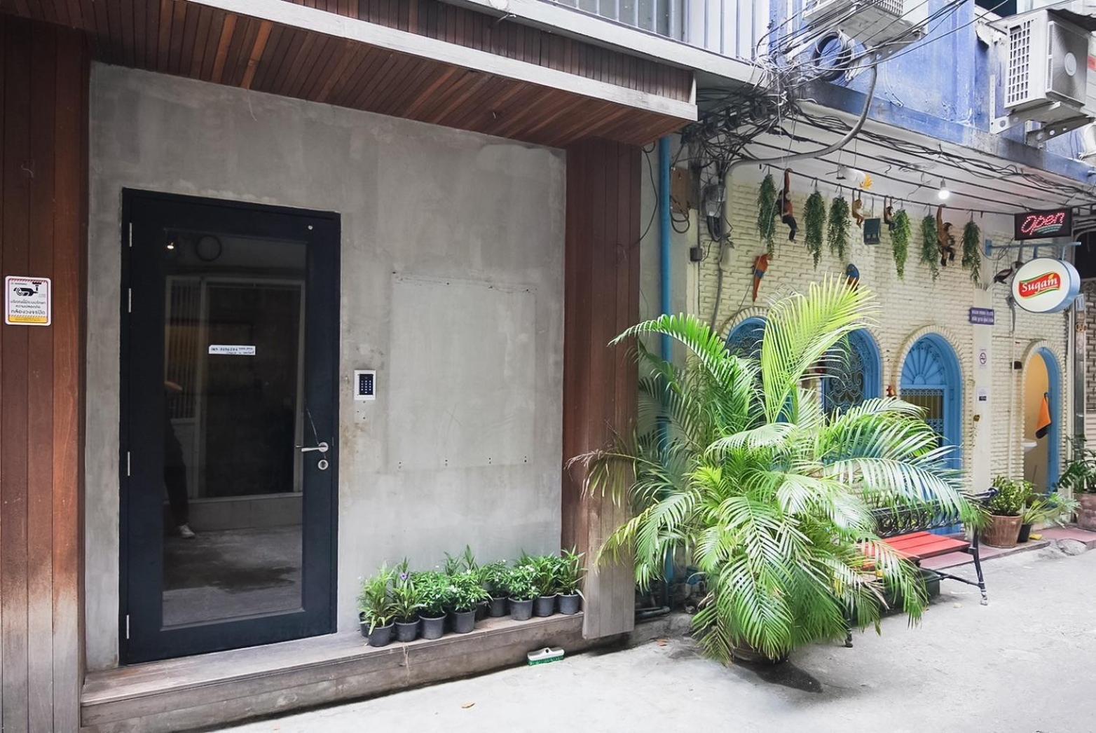 Z โกอินน์ สีลม - สถานีรถไฟฟ้าเซนต์หลุยส์ Go Inn Silom 방콕 외부 사진
